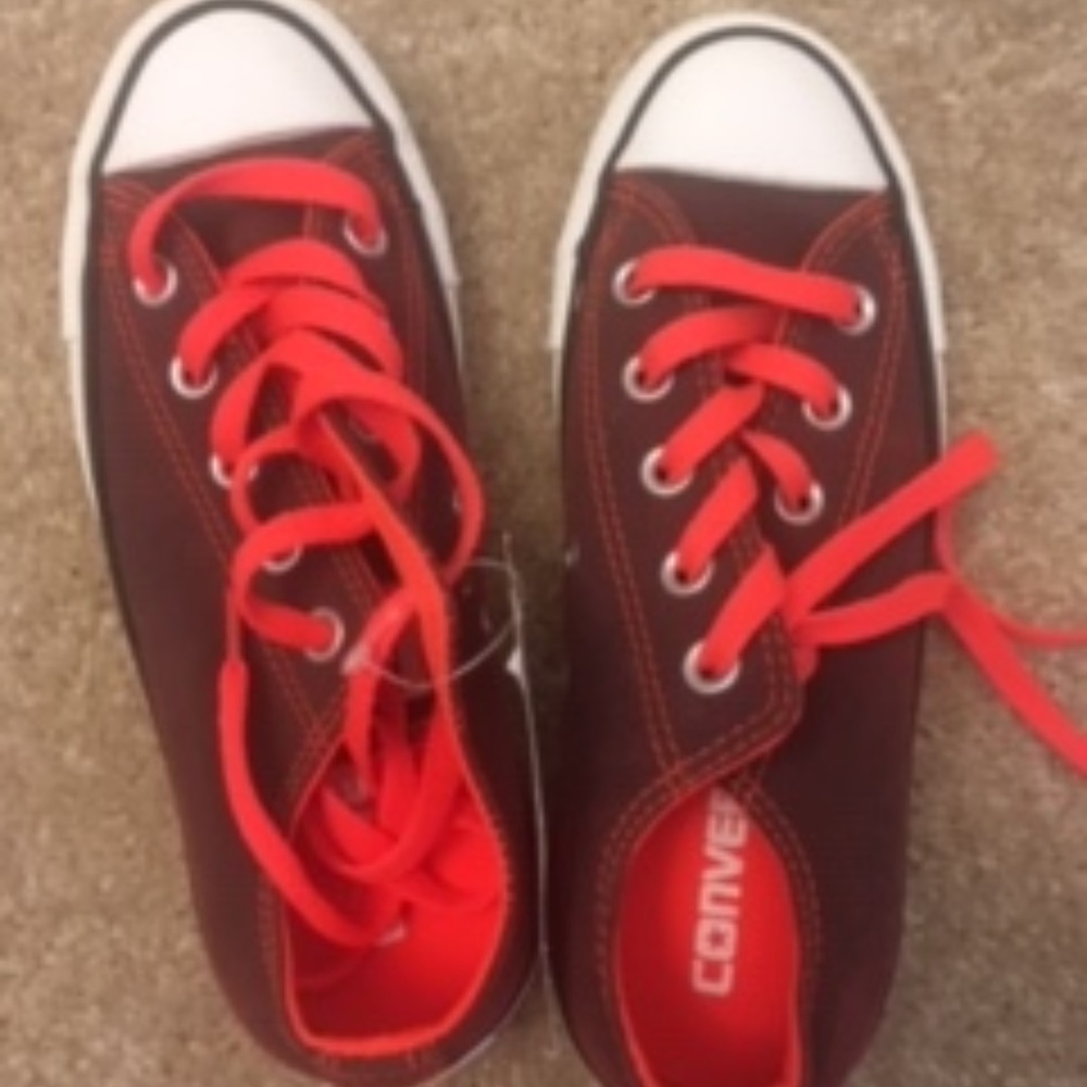 converse sneaker